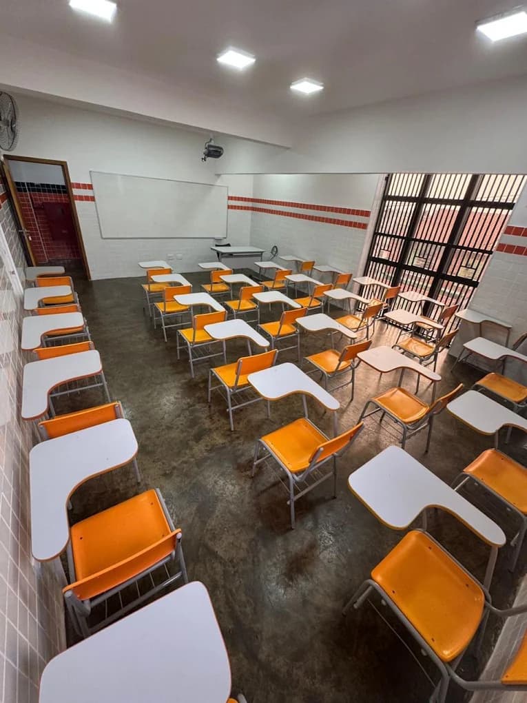 Sala de aula equipada